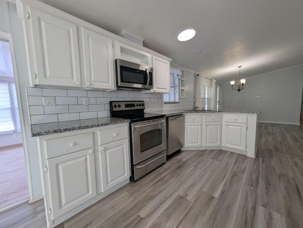 2000 Palm Harbor Mobile Home