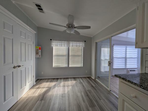 2000 Palm Harbor Mobile Home