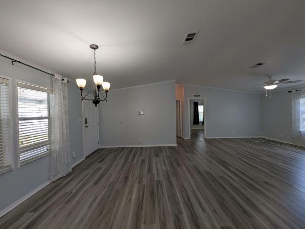 2000 Palm Harbor Mobile Home