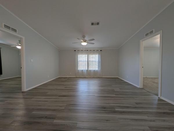 2000 Palm Harbor Mobile Home