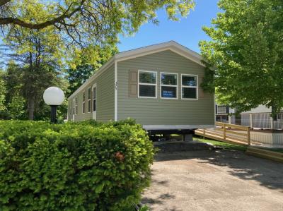 Mobile Home at 375 Woodland Dr Oakland Township, MI 48363