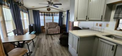 Photo 5 of 11 of home located at 7820 Wire Road, Site 192 Zephyrhills, FL 33540
