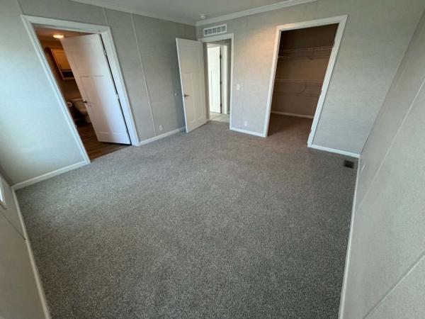 2024 Skyline 80D601 (w/Porch) Mobile Home