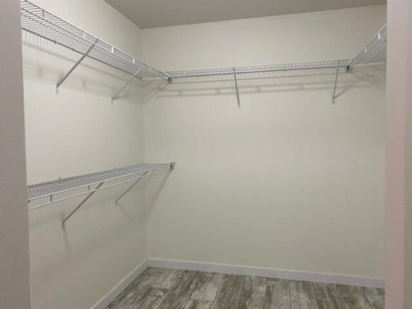 2019 Clayton 81SHN28603 Mobile Home