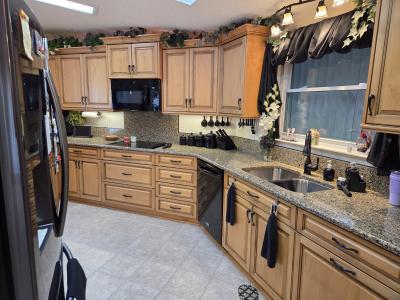 Photo 3 of 16 of home located at 284 Marianna Drive Auburndale, FL 33823