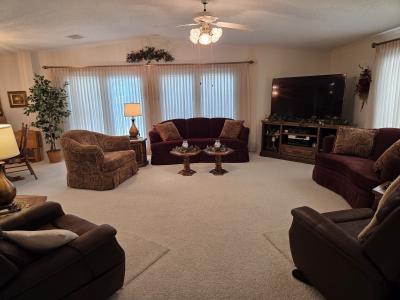 Photo 4 of 16 of home located at 284 Marianna Drive Auburndale, FL 33823