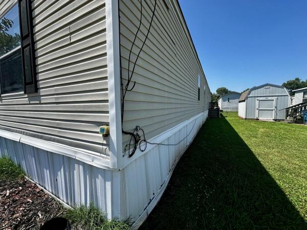 2004 Fleetwood Festival Mobile Home