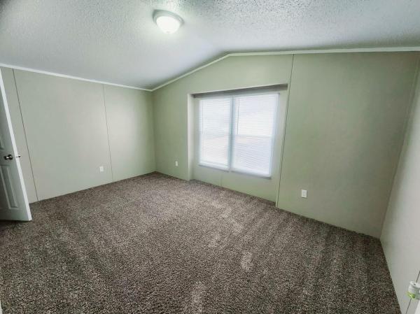 2012 Legacy Housing Ltd Heritage Mobile Home