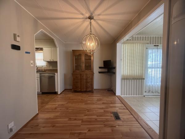 1980 Homes of Merit Twin Manor Mobile Home
