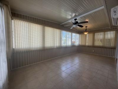 Photo 4 of 13 of home located at 61 Quiche Court Lot 0666 Fort Myers, FL 33908