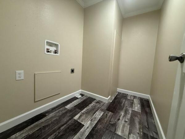 2017 Oak Creek Homes, LP  Home