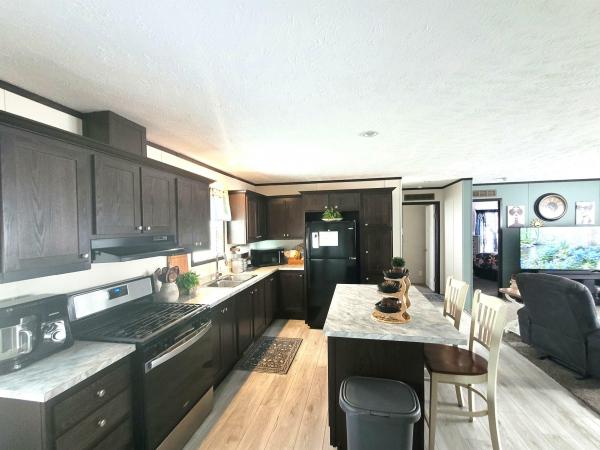2023 Skyline Sugarcreek  PG B947P  Home