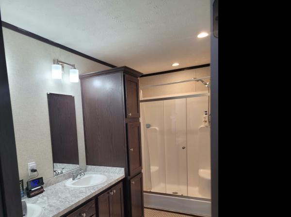 2023 Skyline Sugarcreek  PG B947P  Home