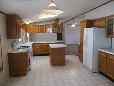 Photo 4 of 9 of home located at 4245 W. Jolly Rd. Lot #115 Lansing, MI 48911