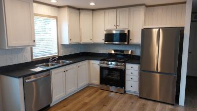 Mobile Home at 37811 Culver Dr Clinton Township, MI 48036