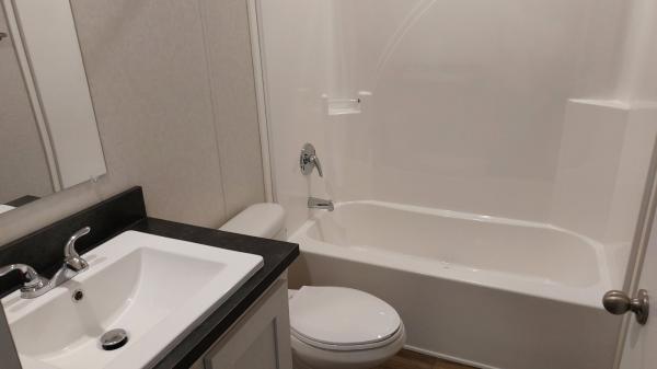 2026 clayton 96CCS16663BH26 Mobile Home