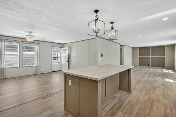 2026 Clayton 732 95PLH28563IH26  Home