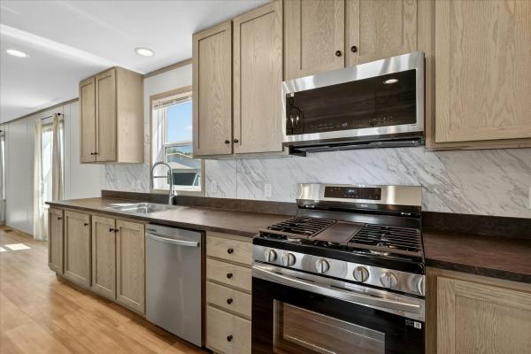 2026 Clayton 732 95PLH28563IH26  Home