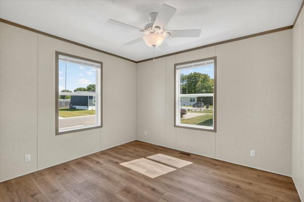 2026 Clayton 739 95PLH28563HH26  Home