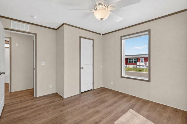 2026 Clayton 739 95PLH28563HH26  Home