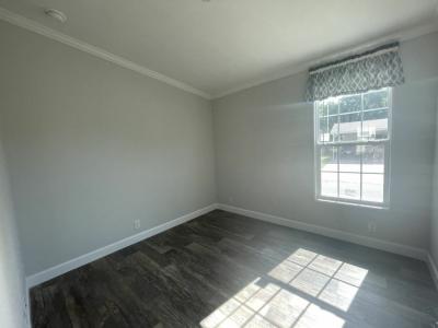 Photo 2 of 20 of home located at 13311 Gulfwind Court Grand Island, FL 32735