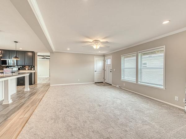 2026 Adventure 145 4723DUMH  Home