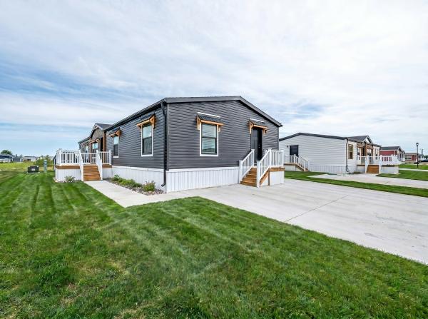 2026 Adventure 145 4723DUMH  Home