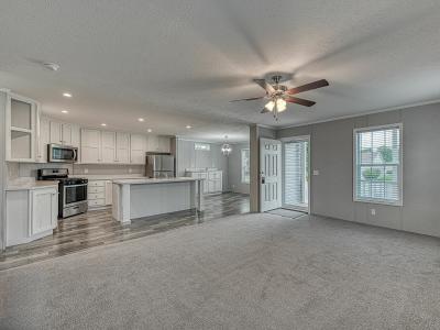 Mobile Home at 6255 S. Telegraph Rd. #385 Erie, MI 48133
