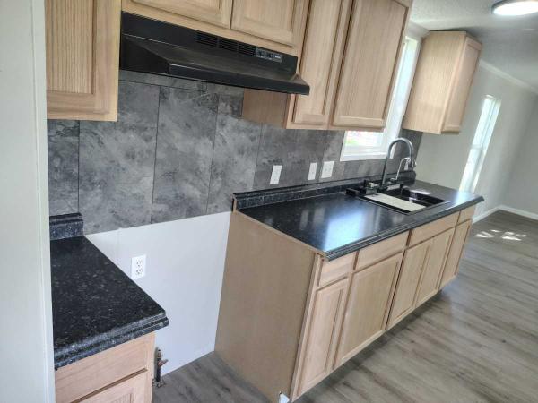 1994 Spruce Ridge Mobile Home