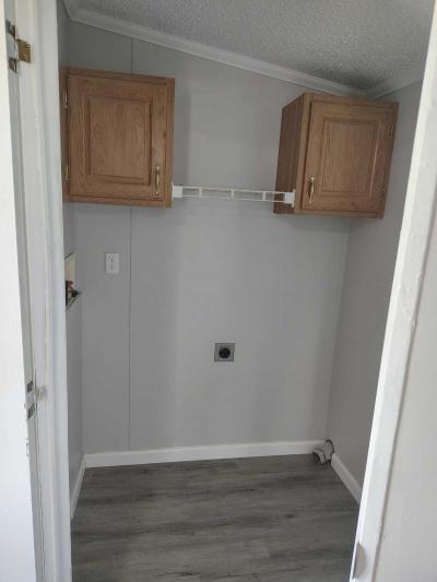 Photo 3 of 12 of home located at 1166 Lafayette Rd Lot 716 West Salem, OH 44287
