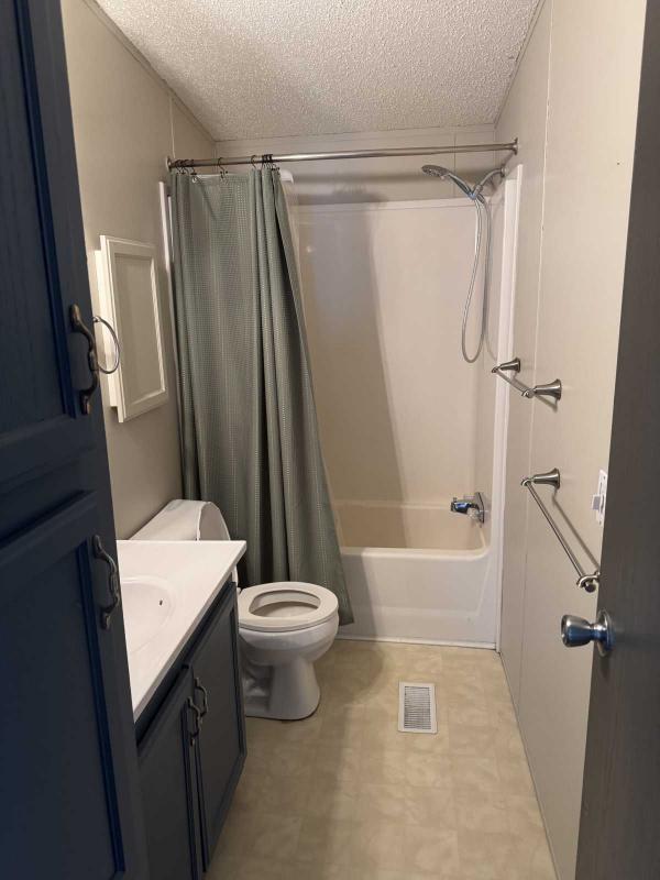 1996 Friendship  Manufactured Home