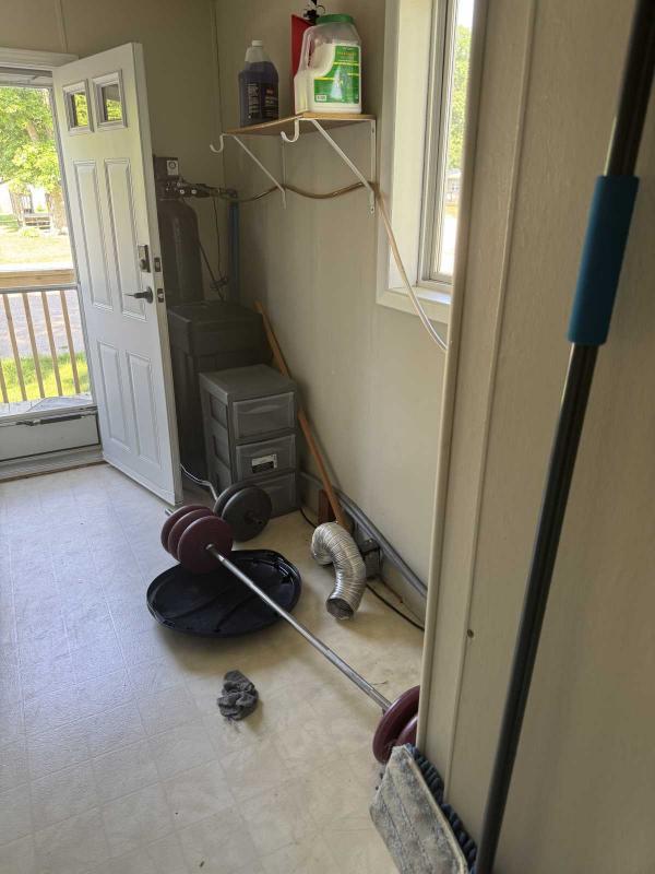 1996 Friendship  Manufactured Home
