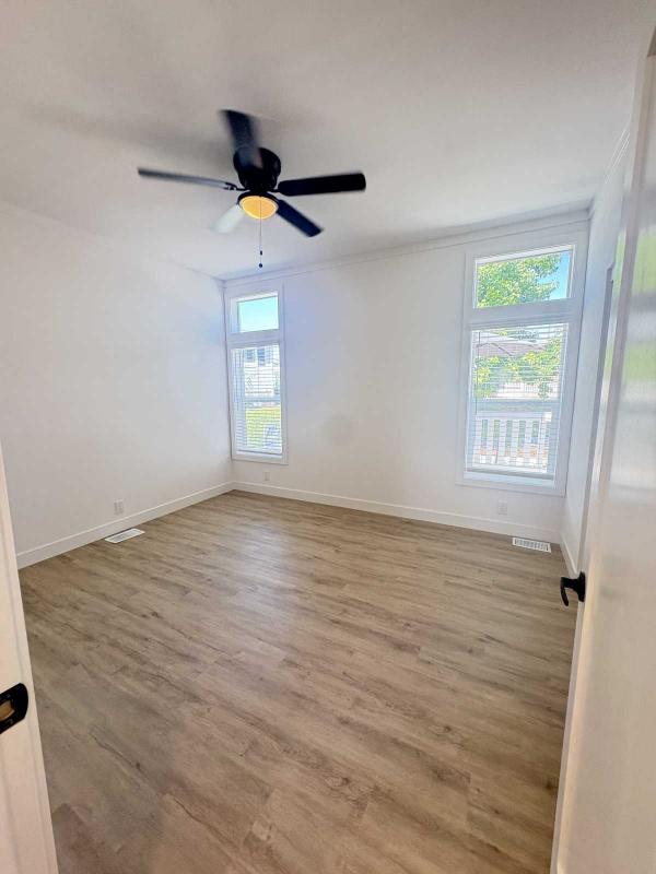 2026 Silvercrest Summit Manufactured Home