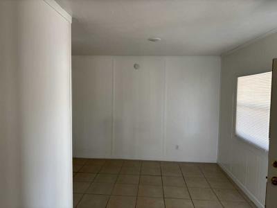 Photo 2 of 7 of home located at 11520 E Us Hwy 92, D2 Seffner, FL 33584