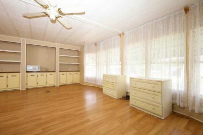 Photo 4 of 8 of home located at 308 Casa Grande Ct Winter Springs, FL 32708