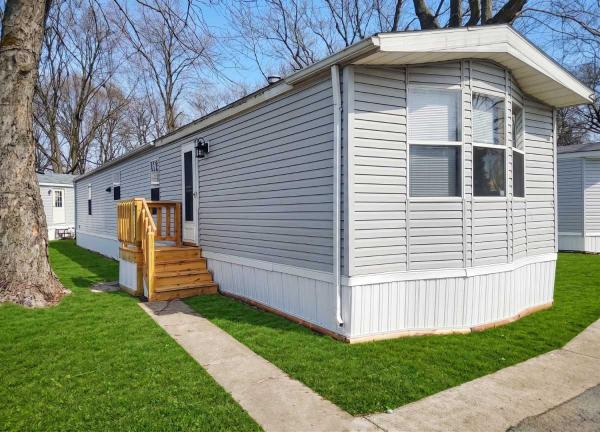 1987 Manufactured Home