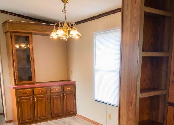 1987 Manufactured Home