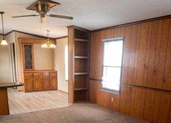 1987 Manufactured Home