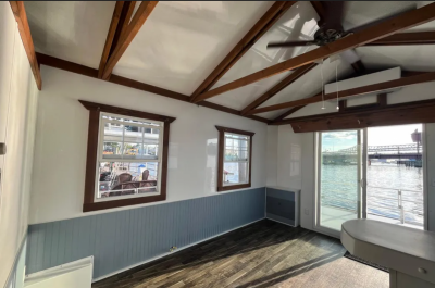 Photo 5 of 26 of home located at 84 Condor Street Boston, MA 02128