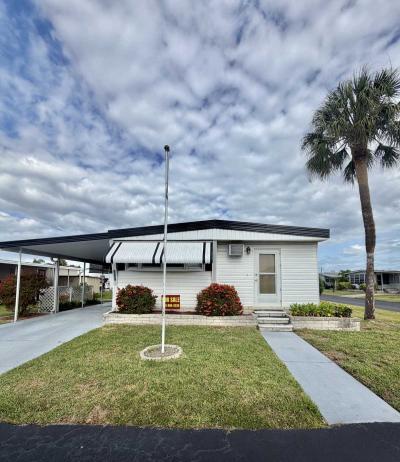 Mobile Home at 751 10th St E, Lot 200 Palmetto, FL 34221