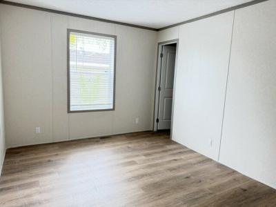 Photo 5 of 8 of home located at 1809 Autumn Monroe, MI 48161