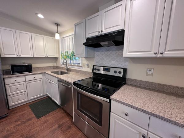1986 Palm Harbor Mobile Home