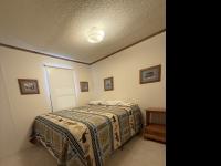 1990 Commodore NP31105 Mobile Home