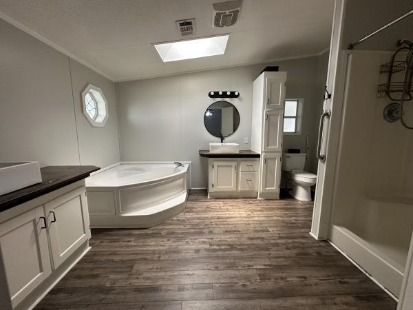 2001 Skyline 6601-CT Mobile Home