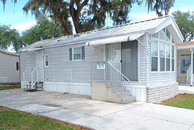 Photo 2 of 14 of home located at 37811 Chancey Rd., Site 195 #195 Zephyrhills, FL 33541