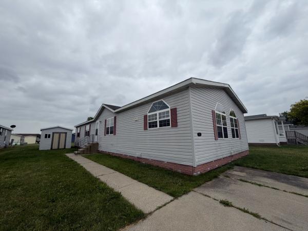 1999 ROYAL MANOR Mobile Home For Sale