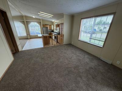 Photo 4 of 15 of home located at 1916 Aspen St Newport, MI 48166