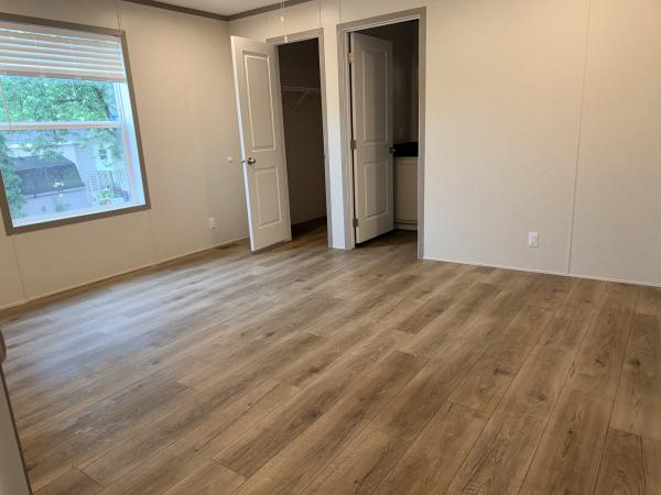 2026 clayton 96CCS16763BH Mobile Home