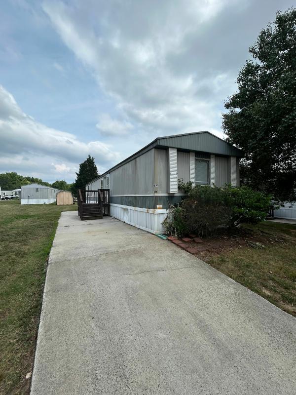 1992 FLEETWOOD Mobile Home For Sale