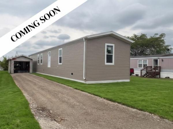 Photo 1 of 1 of home located at 7 Sandpiper Lane Beecher, IL 60401